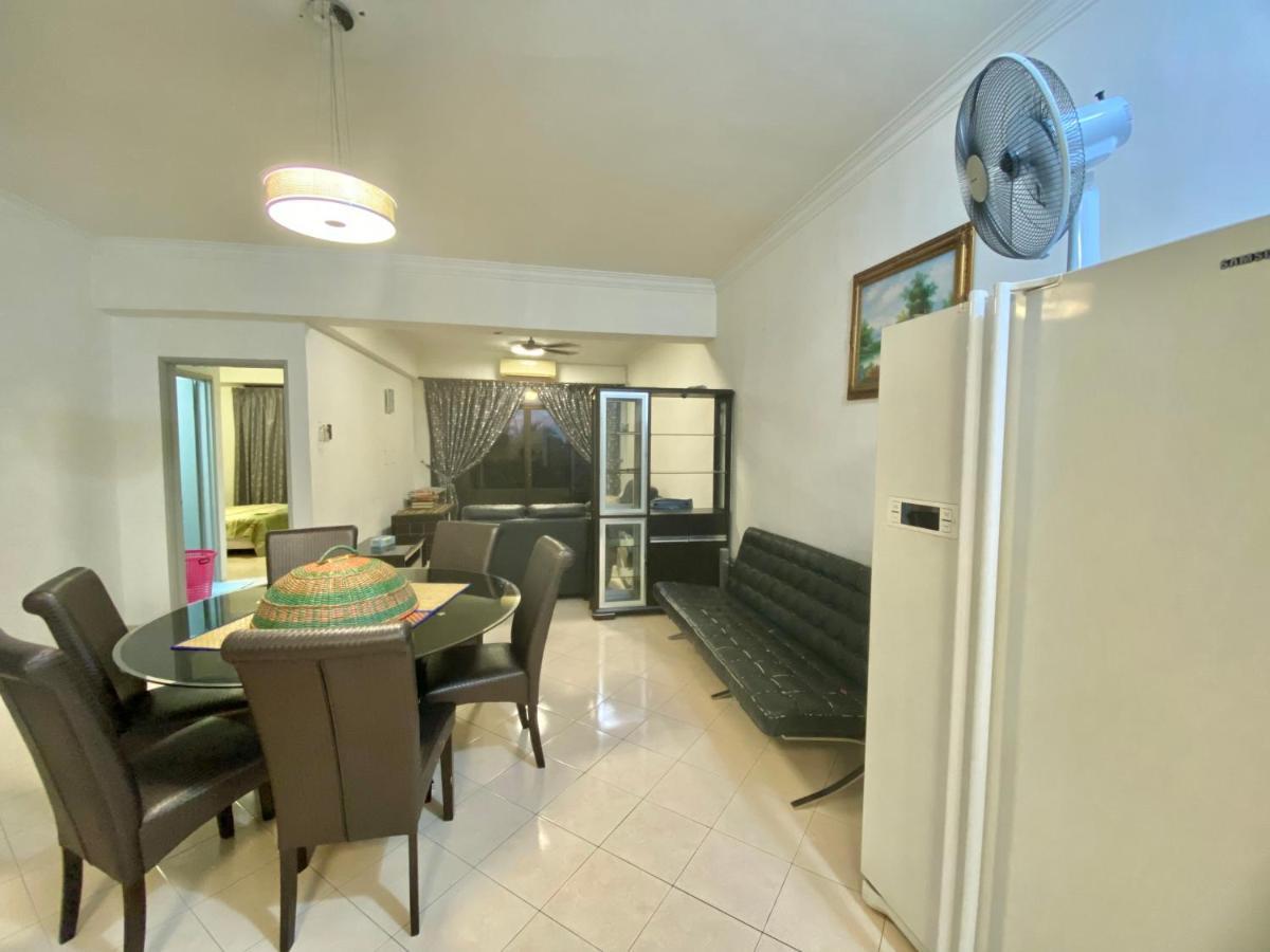 Marina Cove, Lumut Apartment Exterior foto