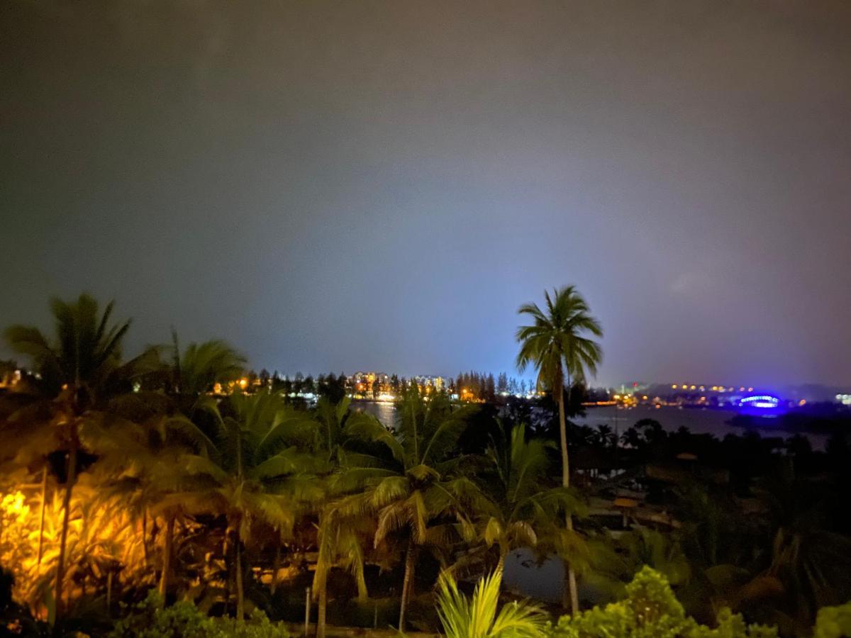 Marina Cove, Lumut Apartment Exterior foto